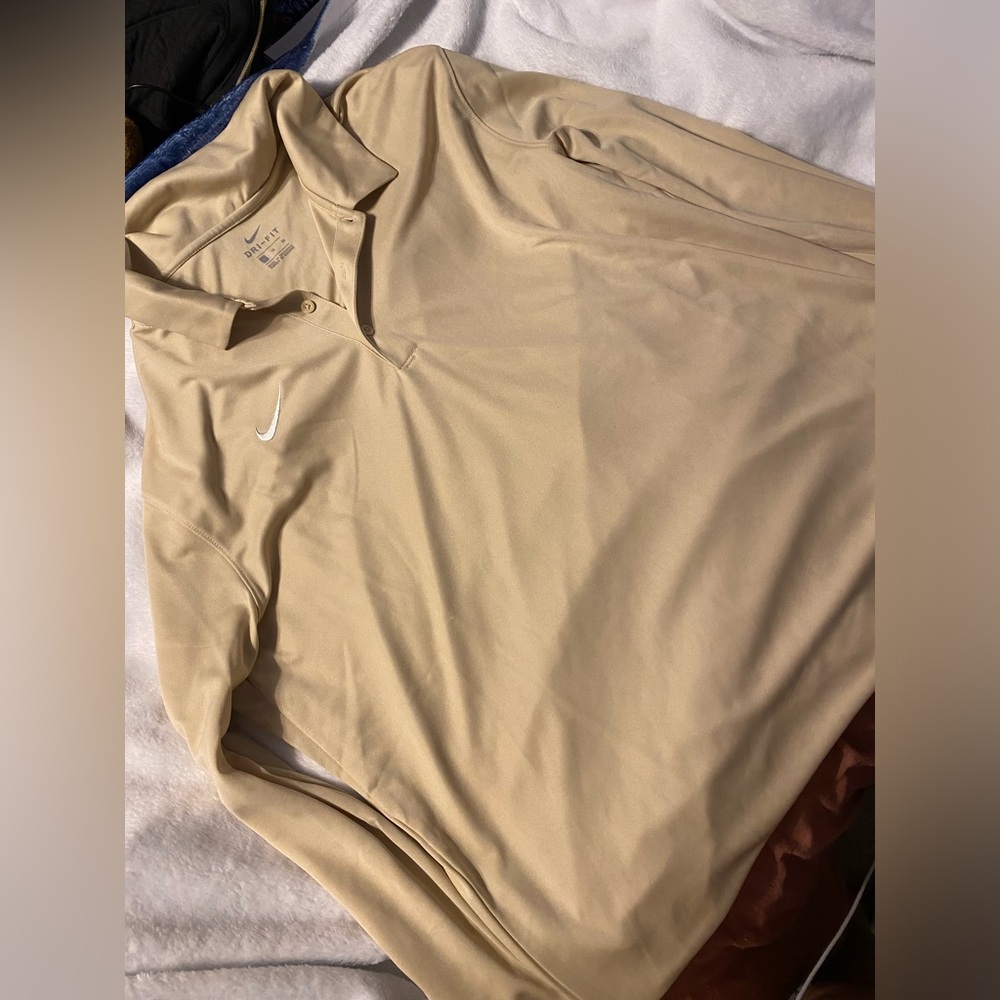 Nike dri fit long sleeve. NEVER WORN
